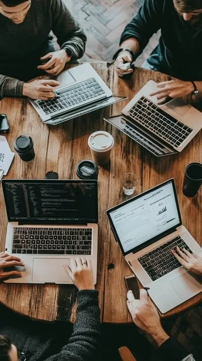 teamwork-at-computers-stockcake